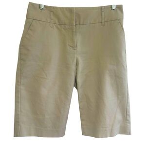 Dana Buchman Tan Beige Khaki Bermuda Shorts Classic Tailored Design Sz 6